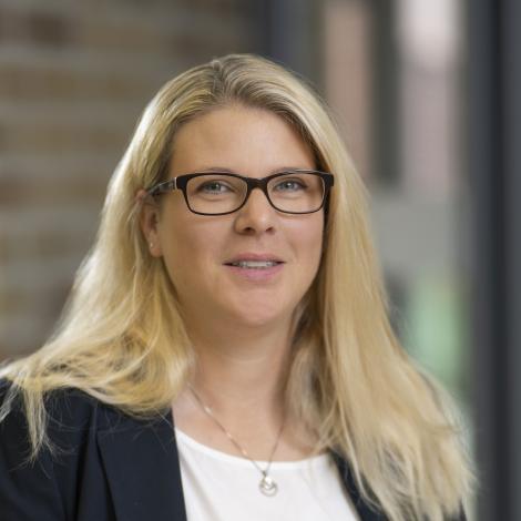 Rei&szlig;ig, Nadine_Ausschnitt