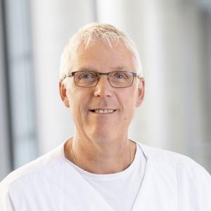 Friedhelm  Büter